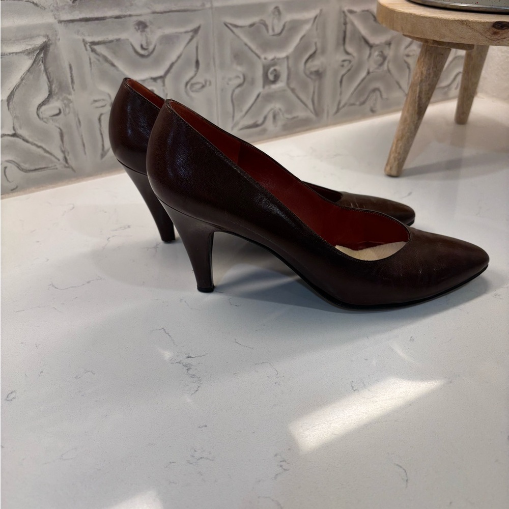 VINTAGE Yves Saint Laurent Brown Leather Heels Timeless Elegance - Picture 4 of 8